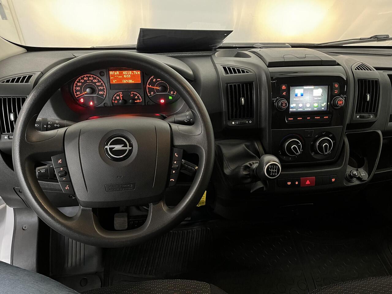 Opel MOVANO 2.3 Turbo L3H1 Bakwagen Meubelbak met Laadklep Airco Cruise Control Navigatie Zijdeur