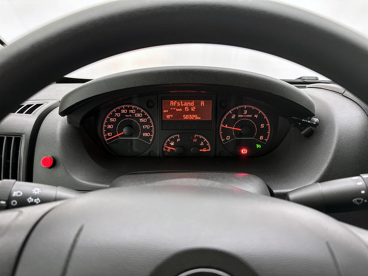 Opel MOVANO 2.2D 140pk Bakwagen met Laadklep Achteruitrijcamera Cruise control D'Hollandia