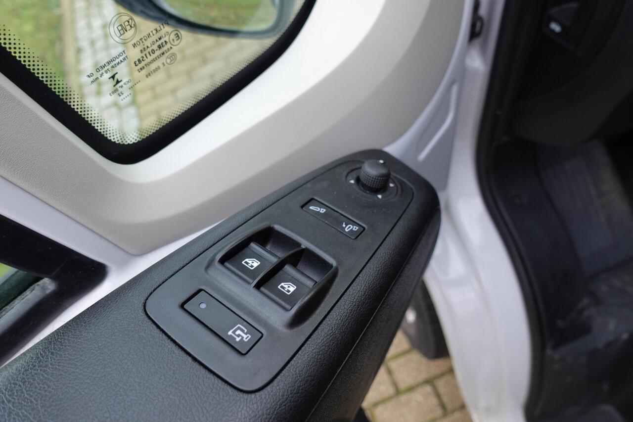 Opel MOVANO 2.2D 140 Zwaar L3H2 Edition | Trekhaak | Geveerde stoel | Cruise Control | Airco | Camera |