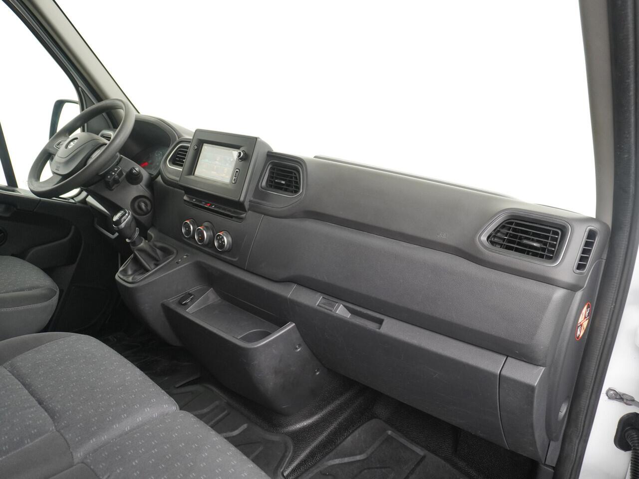 Opel MOVANO 2.3CDTI L2H2Navi Trekhaak 3-Pers. Airco Pdc Cruise-C. Bluetooth Kasten-inrichting Regen-Lichtsensor Schuifdeur Betonplex Vloer Wandbetimmering Euro 6 1e Eigenaar 2.500kg Trekgewicht