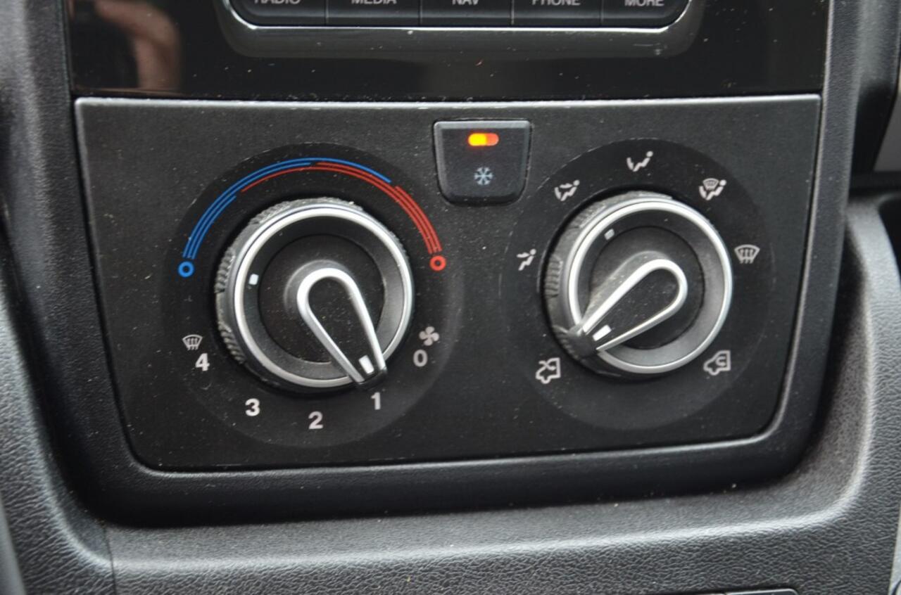 Opel MOVANO 2.2D 140 Maxi L2H2 Edition 3000kg trekgewicht**BPM VRIJ**