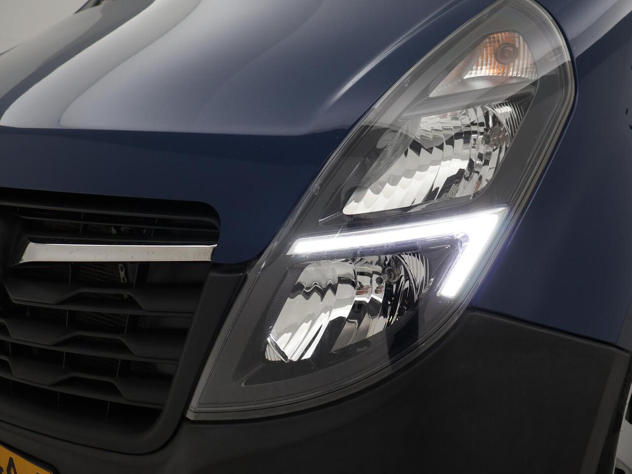 Opel MOVANO 2.3 180 PK TURBO AUTOMAAT *63.614 KM!* + TREKHAAK CAMERA | CARPLAY | CLIMATE | CRUISE CONTROL