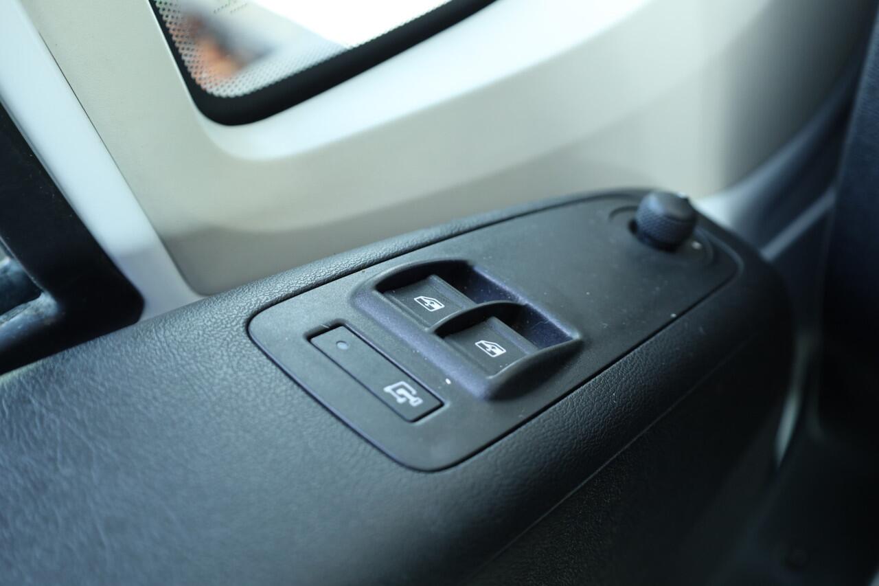 Opel MOVANO 2.2D 140pk L2H2 Edition | Nw model | Navi | Airco | Cruise | Trekhaak | Betimmering