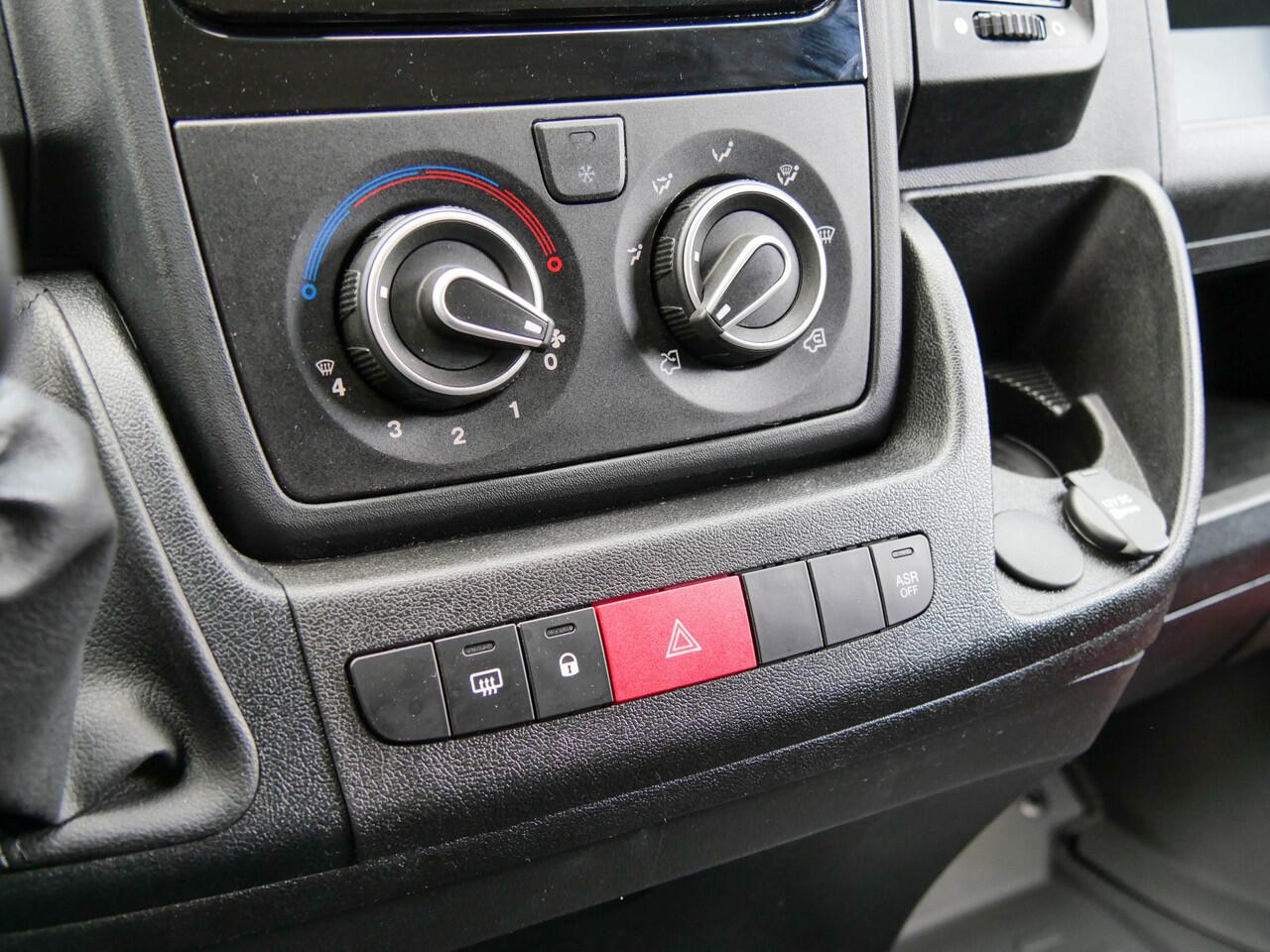 Opel MOVANO 2.2D 140pk Bakwagen Laadklep | CRUISE | AIRCO | MEUBELBAK | EURO 6 |