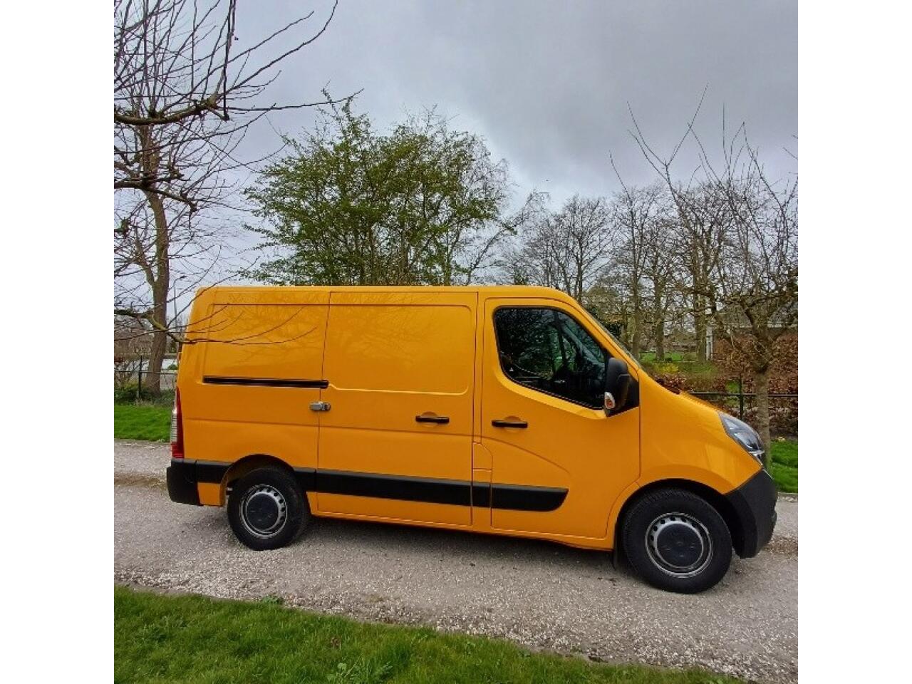 Opel MOVANO 2.3 TURBO L1H1 EURO-6 Trekhaak,AchteruitrijCamera,Carplay,Extra laadruimte sloten.BPM vrij
