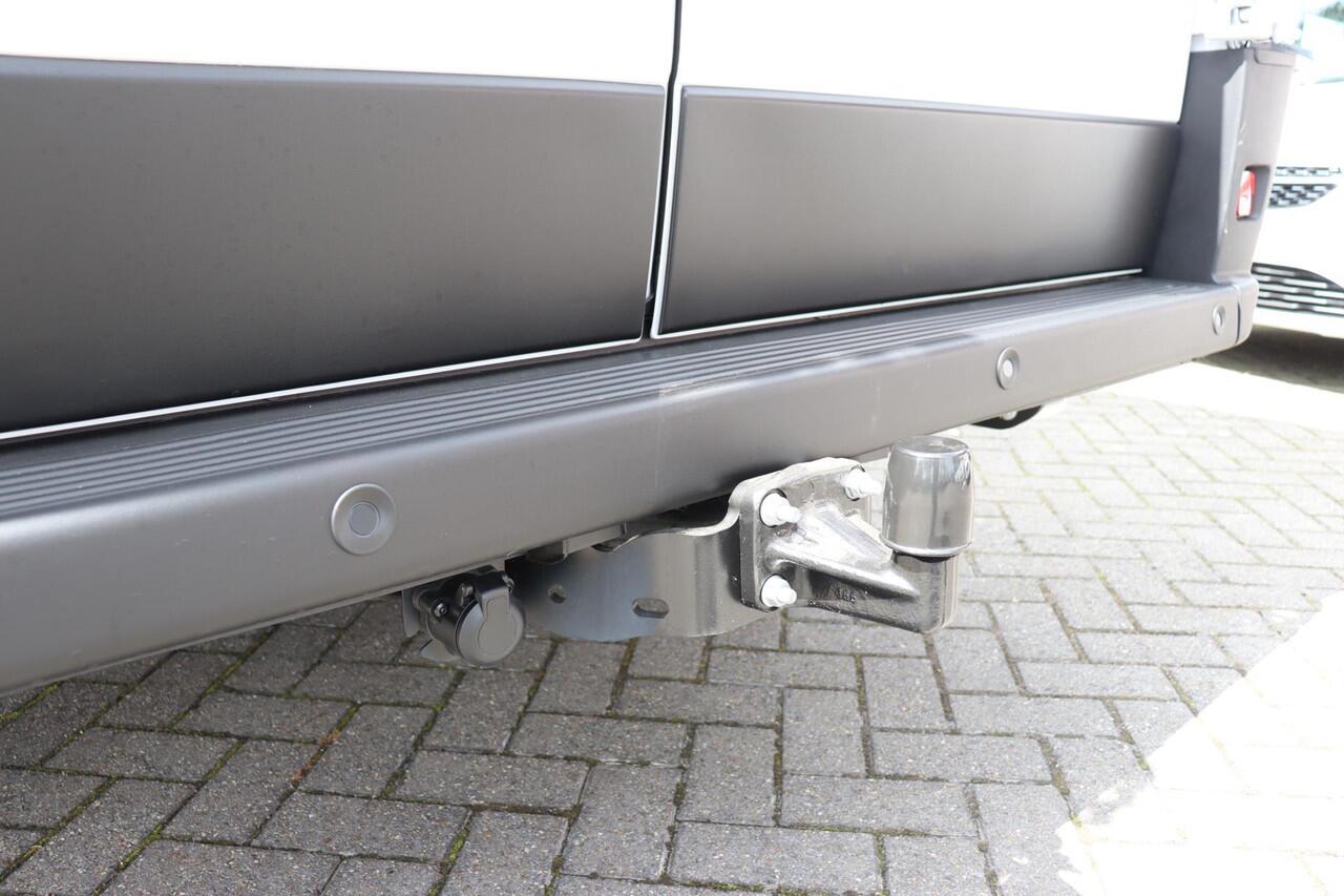 Opel MOVANO 2.2D 140 L2H2 3.3t Navigatie | Trekhaak | Verzwaarde vering | Climate Control | Cruise Control | Financial Lease mogelijk