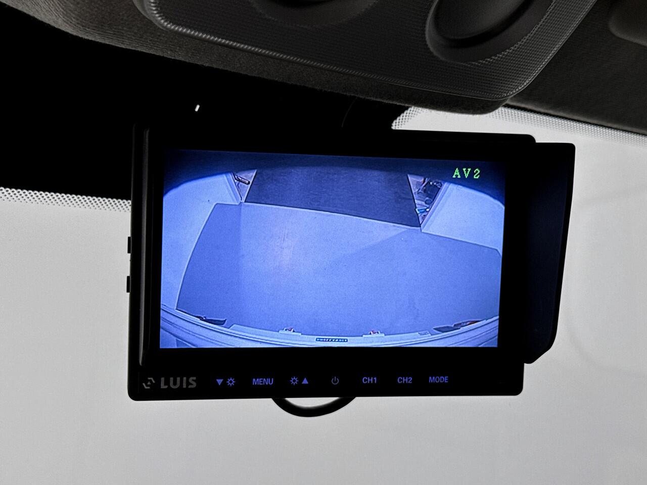 Opel MOVANO 2.2D 140pk Bakwagen met Laadklep Achteruitrijcamera Cruise Control Meubelbak