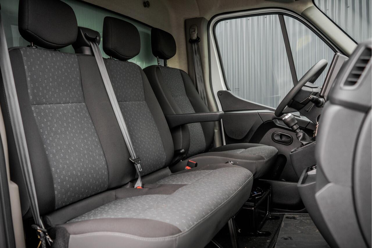 Opel MOVANO **2.3 Turbo | Bakwagen met Laadklep | 146 PK | Laadvermogen: 1203KG | Cruise | Navigatie | MF Stuur**