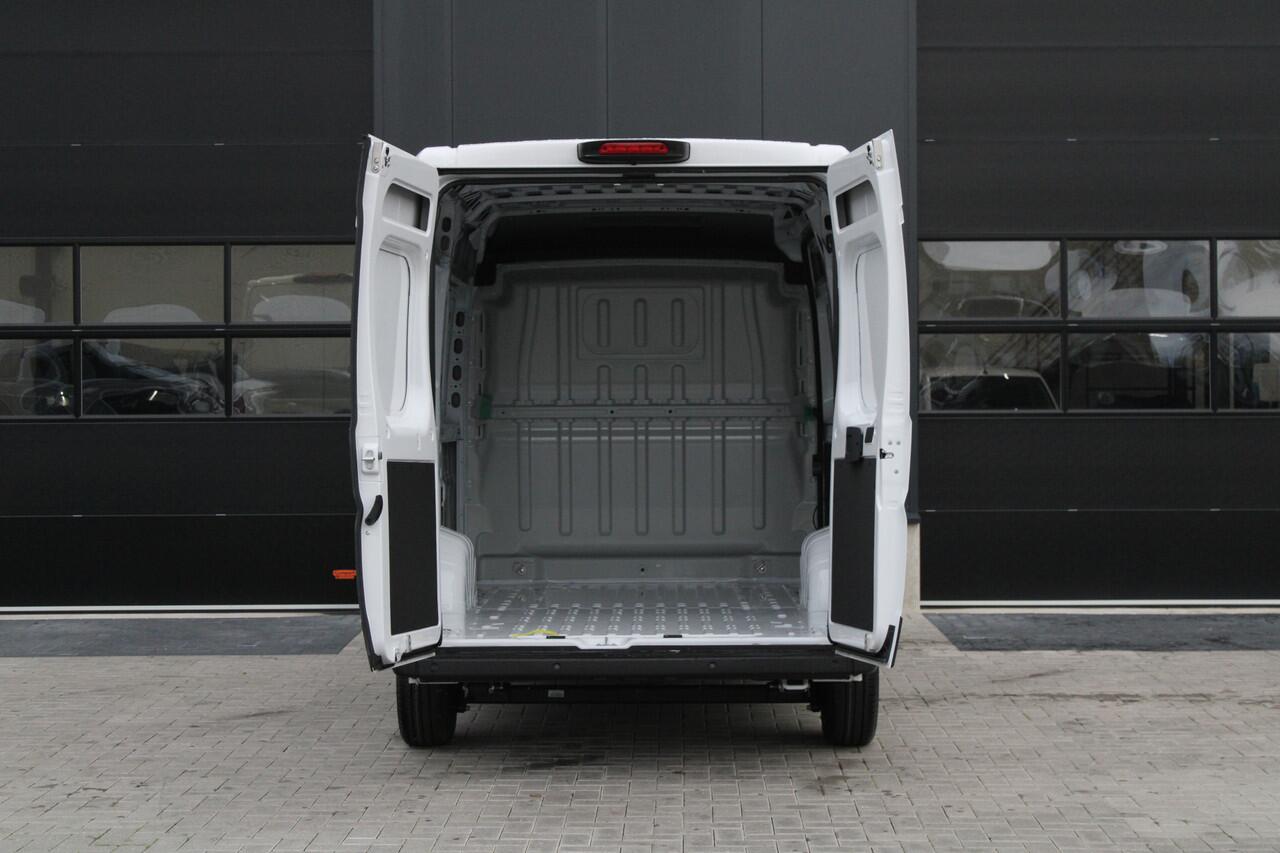 Opel MOVANO 33 2.2 CDTI 140pk L2H2 - Airco - Camera - Cruise - Blind Spot - 270 deuren - Rijklaar