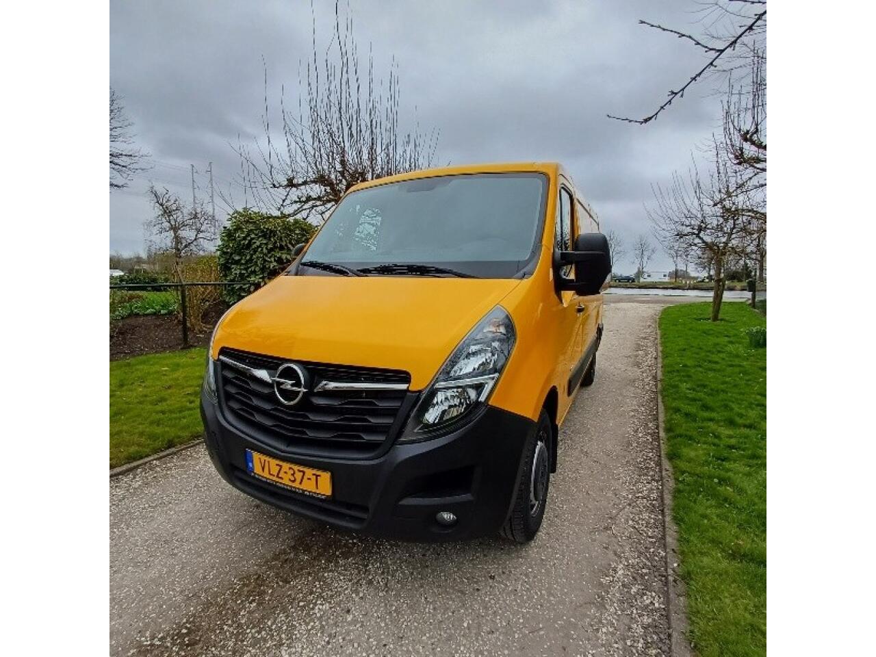 Opel MOVANO 2.3 TURBO L1H1 EURO-6 Trekhaak,AchteruitrijCamera,Carplay,Extra laadruimte sloten.BPM vrij