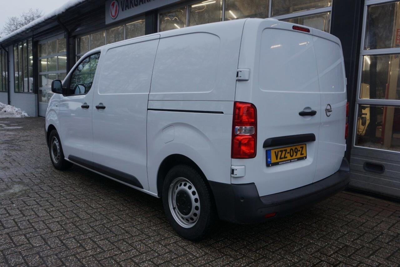 Opel VIVARO Electric L2 50 kWh Camera/Navi/PDC!