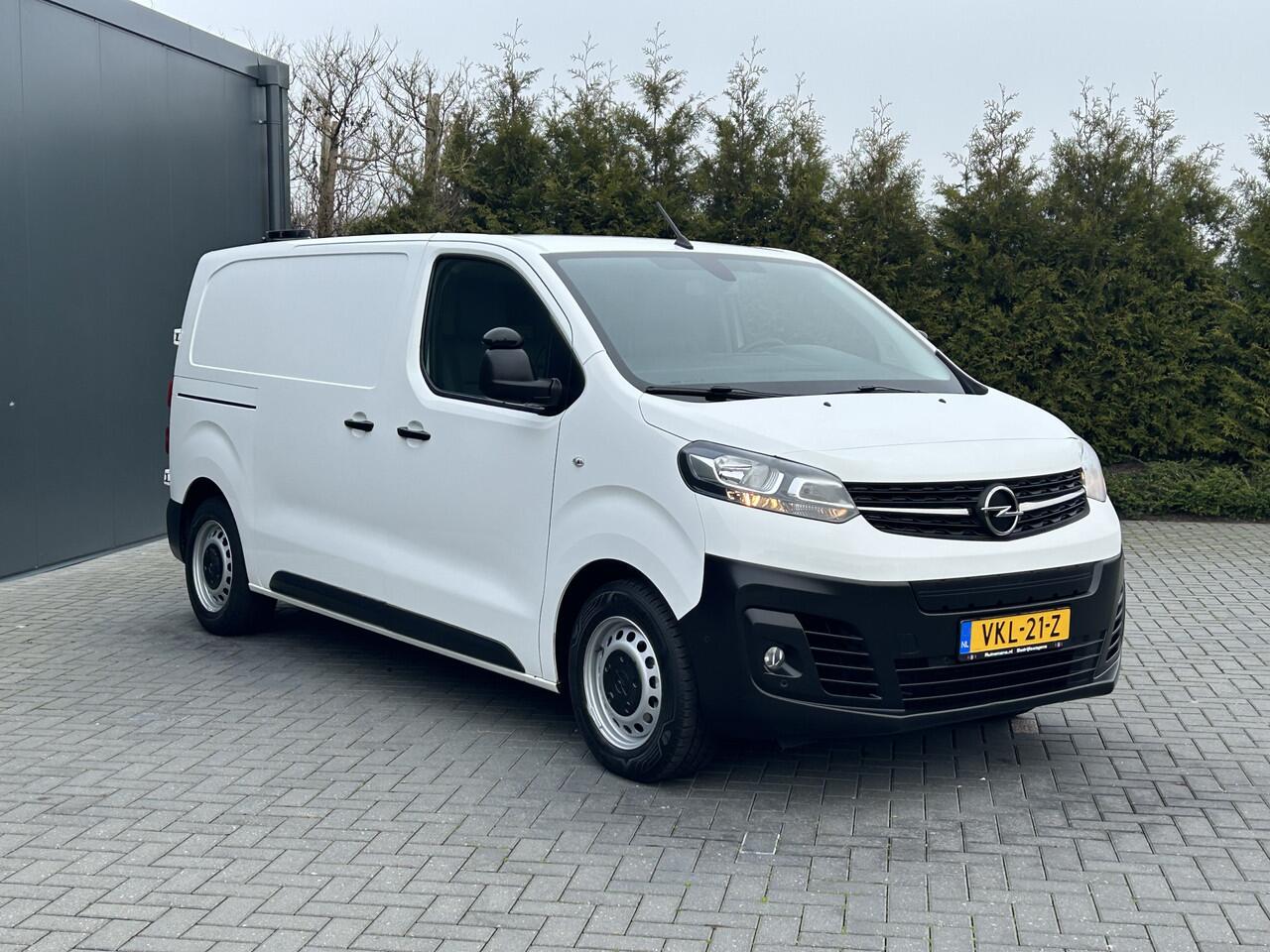 Opel VIVARO Vivaro-e 75 kWh / L2H1 / 1e EIG. / SOH 9 / 100% ELEKTRISCH / 83.954 KM !! / AIRCO / CRUISE / NAVI / CARPLAY / CAMERA / 3-ZITS