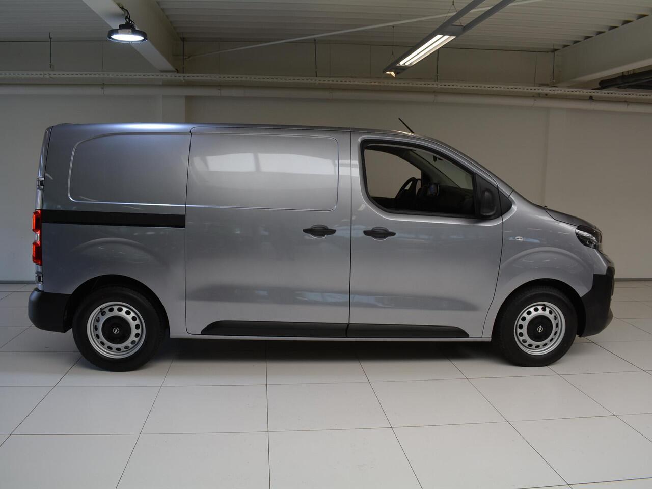Opel VIVARO Electric L2 75 kWh | 0% Rente | 8 jaar garantie | Surround View Pakket | Comfort scheidingswand | Dodehoek detectie | 3 zitplaatsen | rijklaarprijs