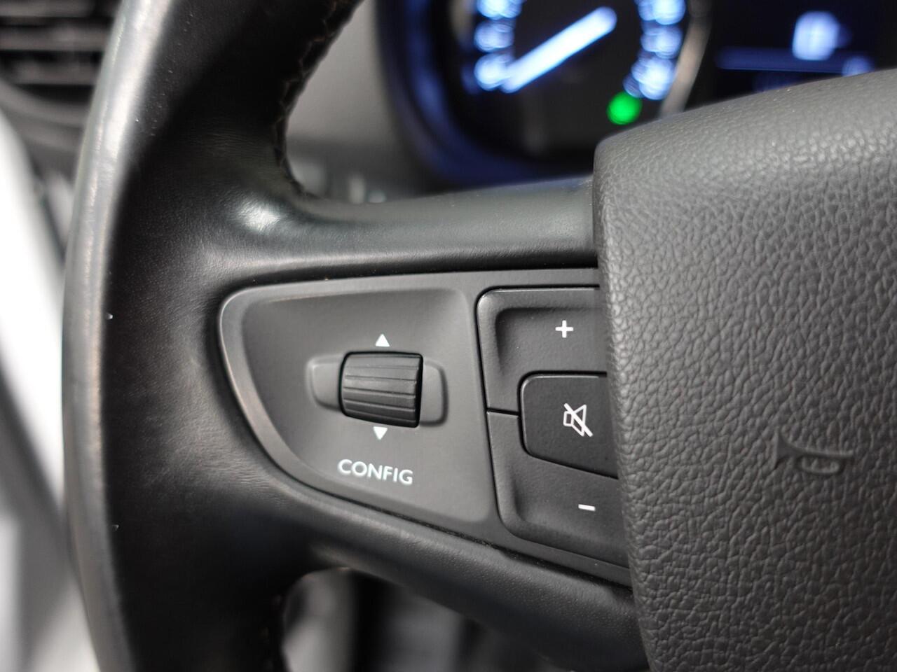 Opel VIVARO 1.5 CDTI L3H1 Edition Navigatie Cruise control Camera Airco Trekhaak 3Zits