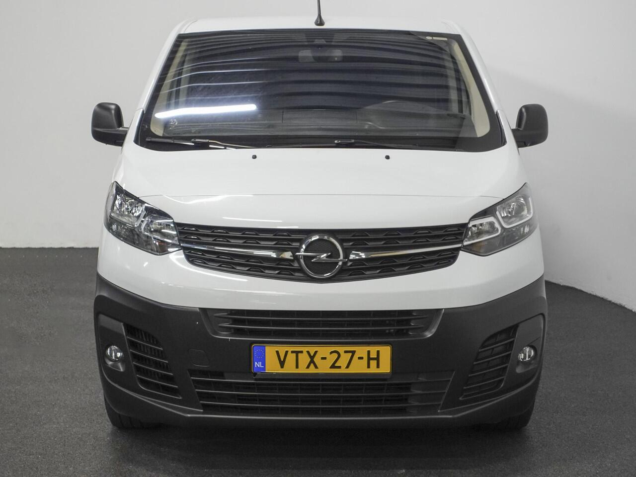 Opel VIVARO 2.0 CDTI L3H1 145pk Dubbele Cabine Edition Navigatie Trekhaak Cruise control Airco