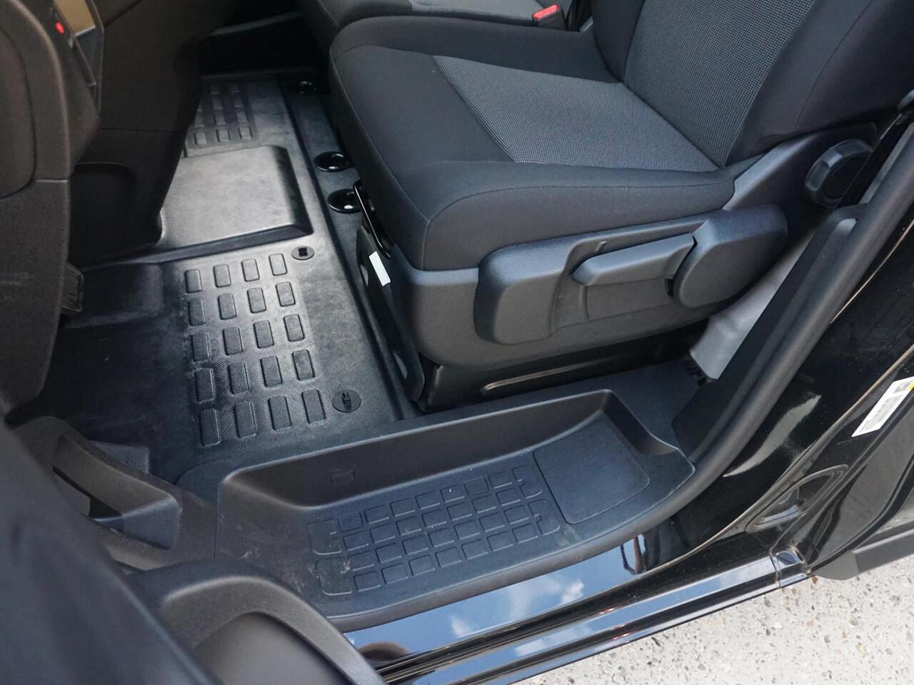 Opel VIVARO Electric L2 75 kWh | tot 8 jaar garantie | Apple Carplay | camera | parkeersensoren voor & achter | dodehoekwaarschuwing | Comfort tussenschot