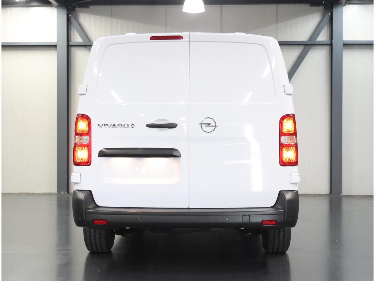 Opel VIVARO Electric L3 75 kWh | ACCURAPPORT 100%| Camera | Dodehoekdetectie | Airco | CruiseControl | Comfort Tussenschot | AppleCarPlay/AndroidAuto |