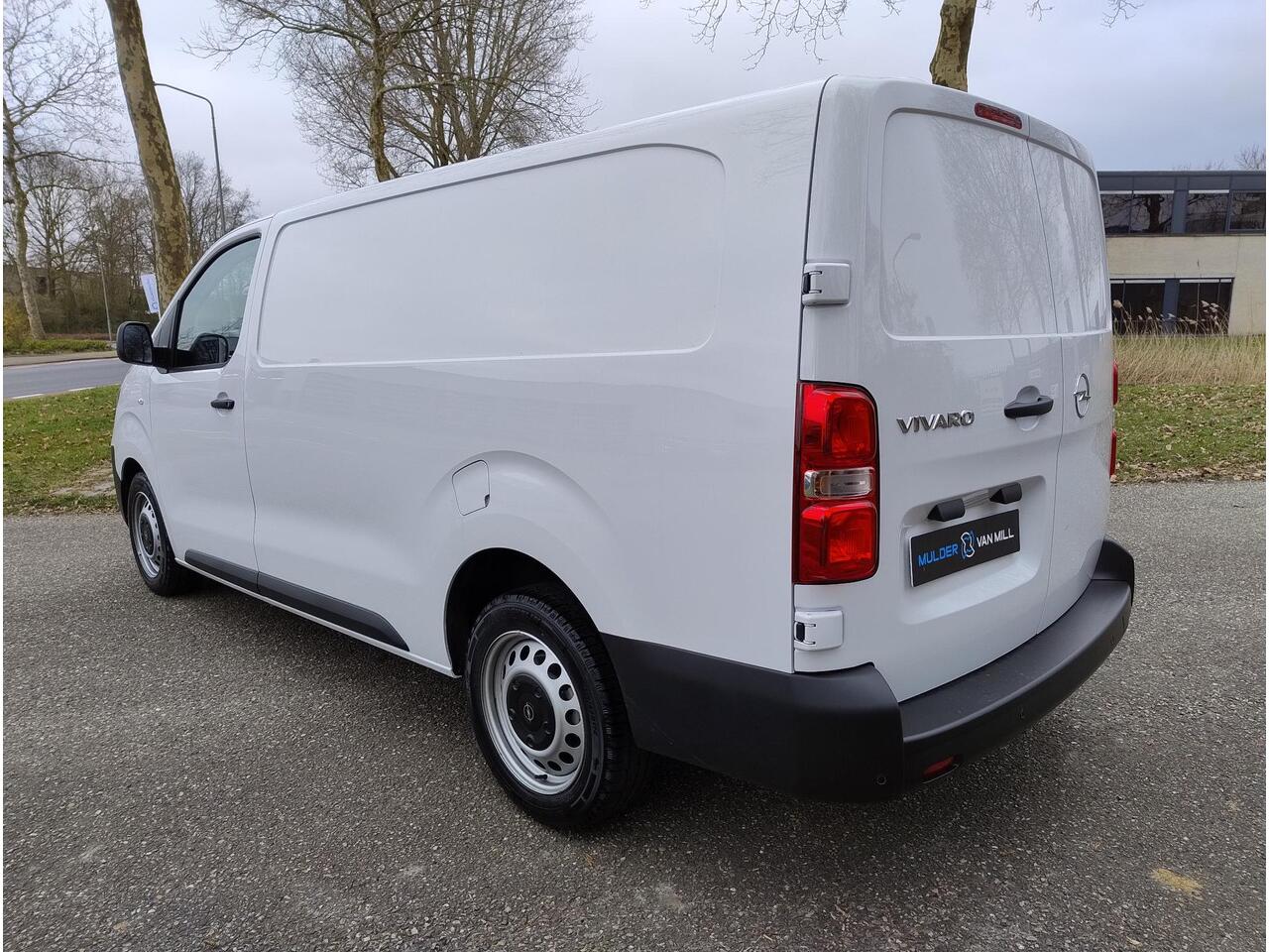Opel VIVARO L3 1.5 BlueHDI 120pk | BPM vrij | Houten afwerking laadruimte | Multimedia | NAVI | Apple Carplay | Android Auto | Parkeersensoren achter | Multifunctioneel stuurwiel | Elektrisch inklapbare spiegels | Bestuurdersstoel comfort | Bank voorpassagiers | van 