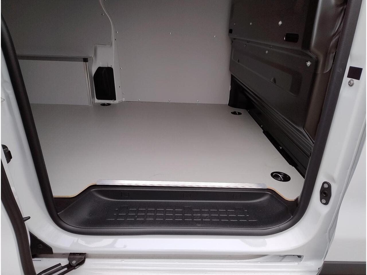 Opel VIVARO L3 1.5 BlueHDI 120pk | BPM vrij | Houten afwerking laadruimte | Multimedia | NAVI | Apple Carplay | Android Auto | Parkeersensoren achter | Multifunctioneel stuurwiel | Elektrisch inklapbare spiegels | Bestuurdersstoel comfort | Bank voorpassagiers | van 