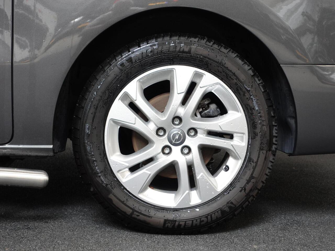 Opel VIVARO Vivaro-e L3H1 Dubbele Cabine Edition 75 kWh Automaat Airco