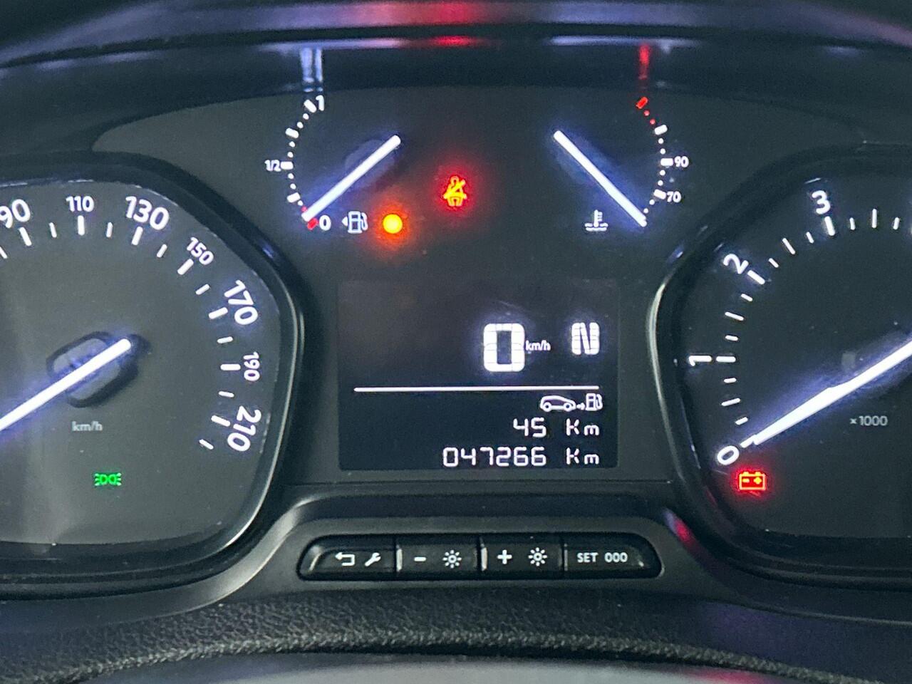 Opel VIVARO 2.0 BlueHDi 145PK L3 Automaat Airco Navigatie Trekhaak Sidebars 3-Zits