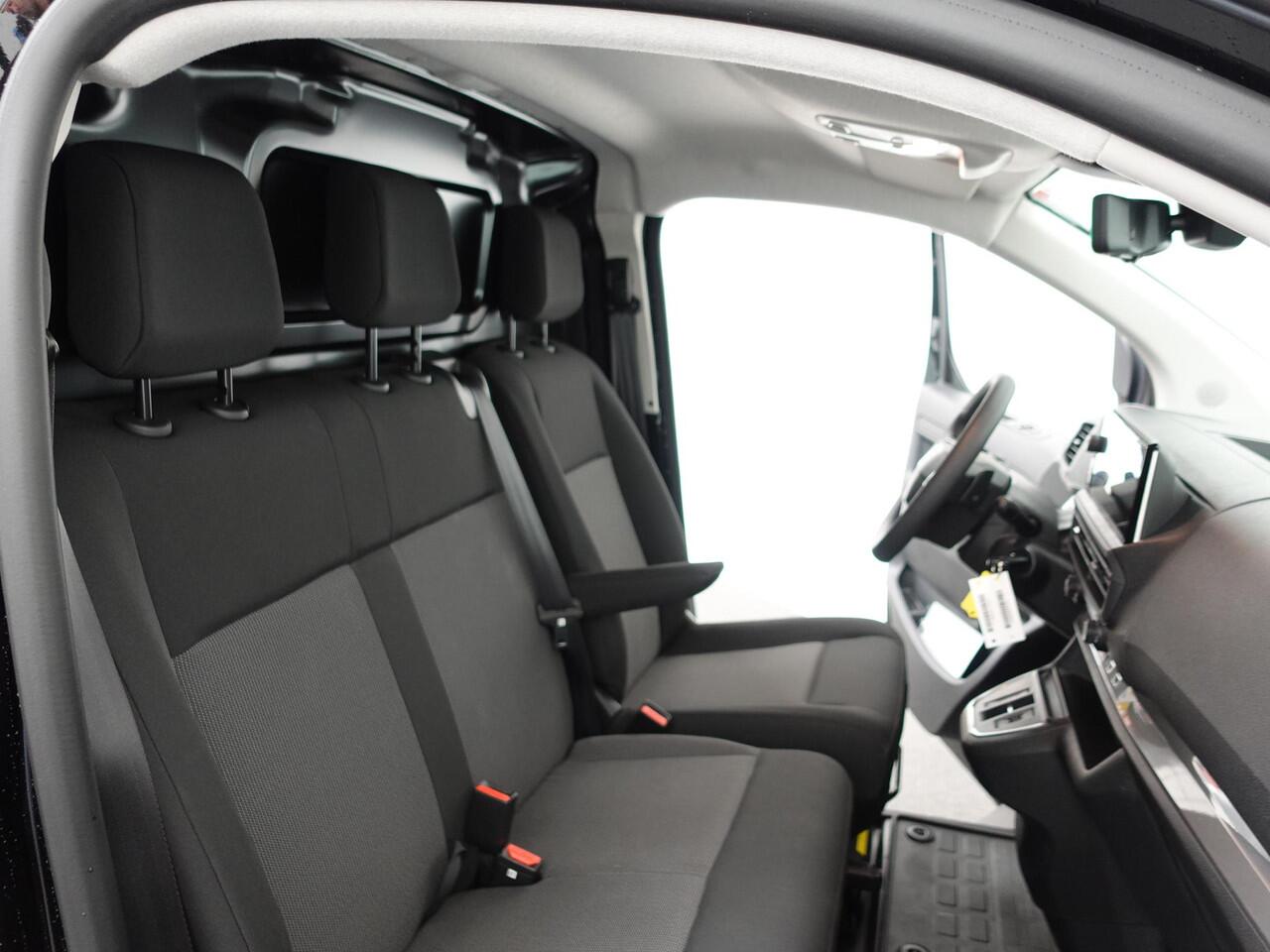 Opel VIVARO 2.0 BlueHDi 180 S&S L3 Automaat Apple Carplay / Android Auto imperiaal Parkeersensoren V+A Trekhaak Camera Navigatie Cruise Control LED koplampen houten afwerking laadruimte