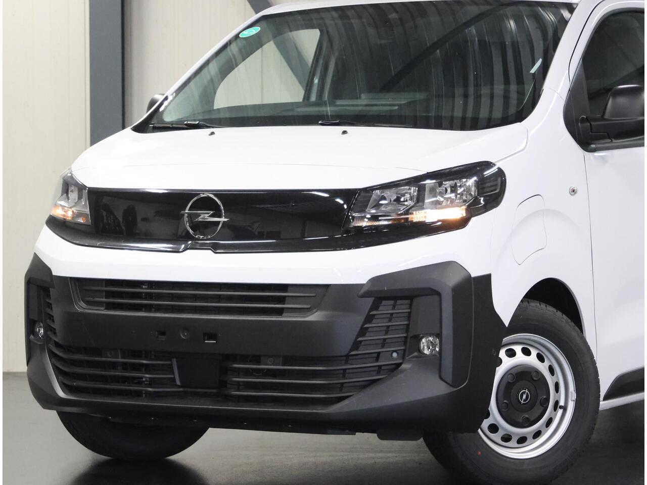 Opel VIVARO Electric L3 75 kWh | ACCURAPPORT 100%| Camera | Dodehoekdetectie | Airco | CruiseControl | Comfort Tussenschot | AppleCarPlay/AndroidAuto |