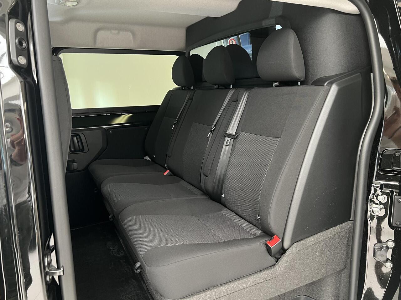 Opel VIVARO Electric 75 kWh | Dubbele cabine | 8 jaar garantie | Dynamic Comfort NAV pakket | Winterpakket | Exterieur Pakket | 2x schuifdeur | Lichtmetalen velgen | rijklaarprijs