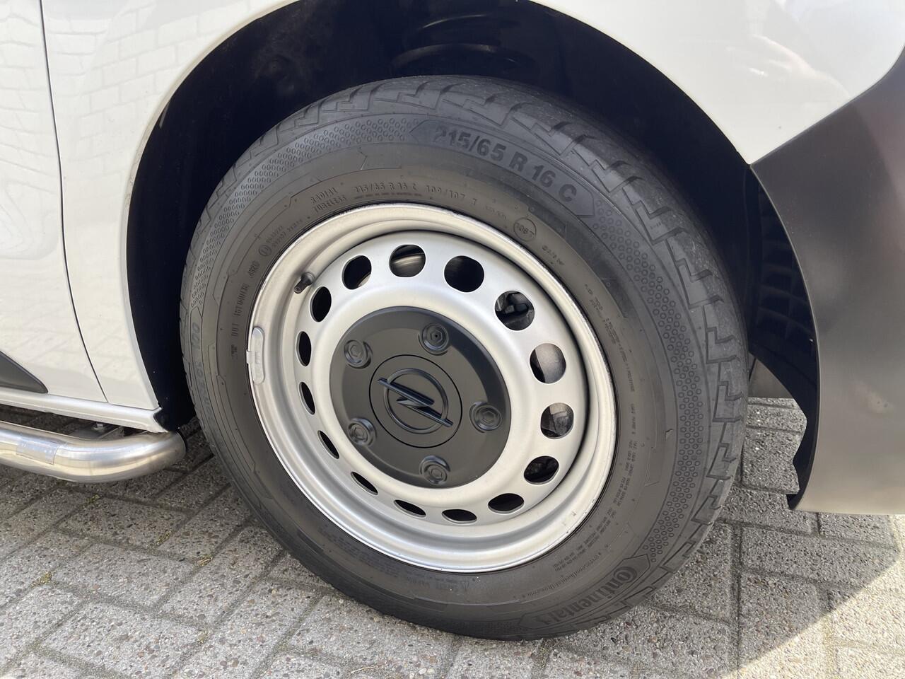 Opel VIVARO 2.0 CDTI 122pk L3H1 DC 6 persoons Edition / vaste prijs rijklaar ¤ 20.950 ex btw / lease vanaf ¤ 342 / euro 6 / bpm vrij / airco / cruise / navi / dubbele schuifdeur !