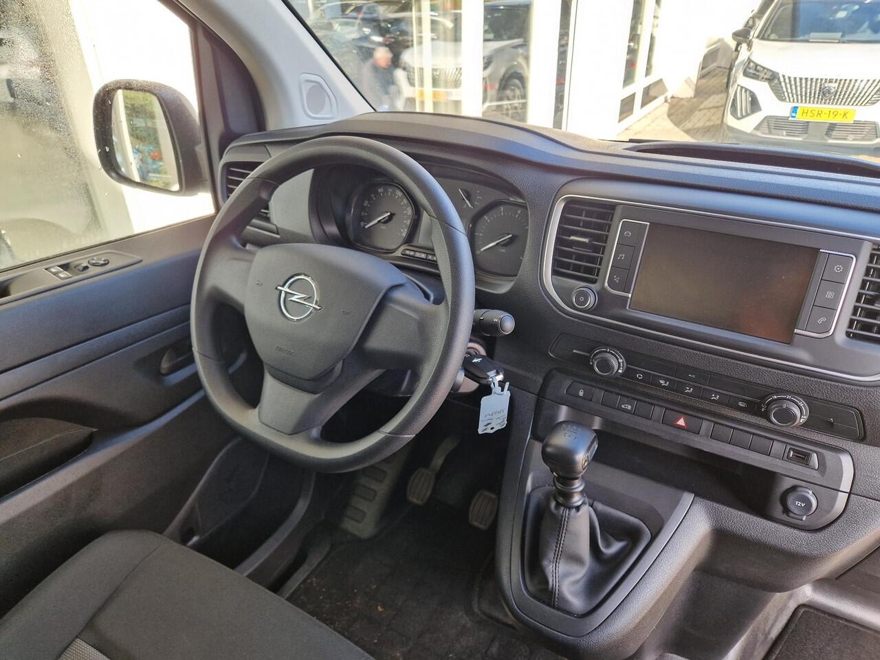 Opel VIVARO 2.0 Diesel 145pk L3 | Navigatie | Achteruitrijcamera | Airco | Bluetooth | Cruise control | DAB | Parkeersensoren | 3 zitplaatsen