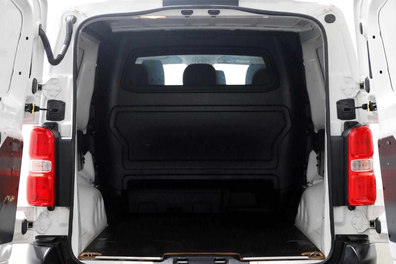 Opel VIVARO 2.0 CDTI 123pk L3H1 D.C. Edition Airco/Navi/Camera 10-2020