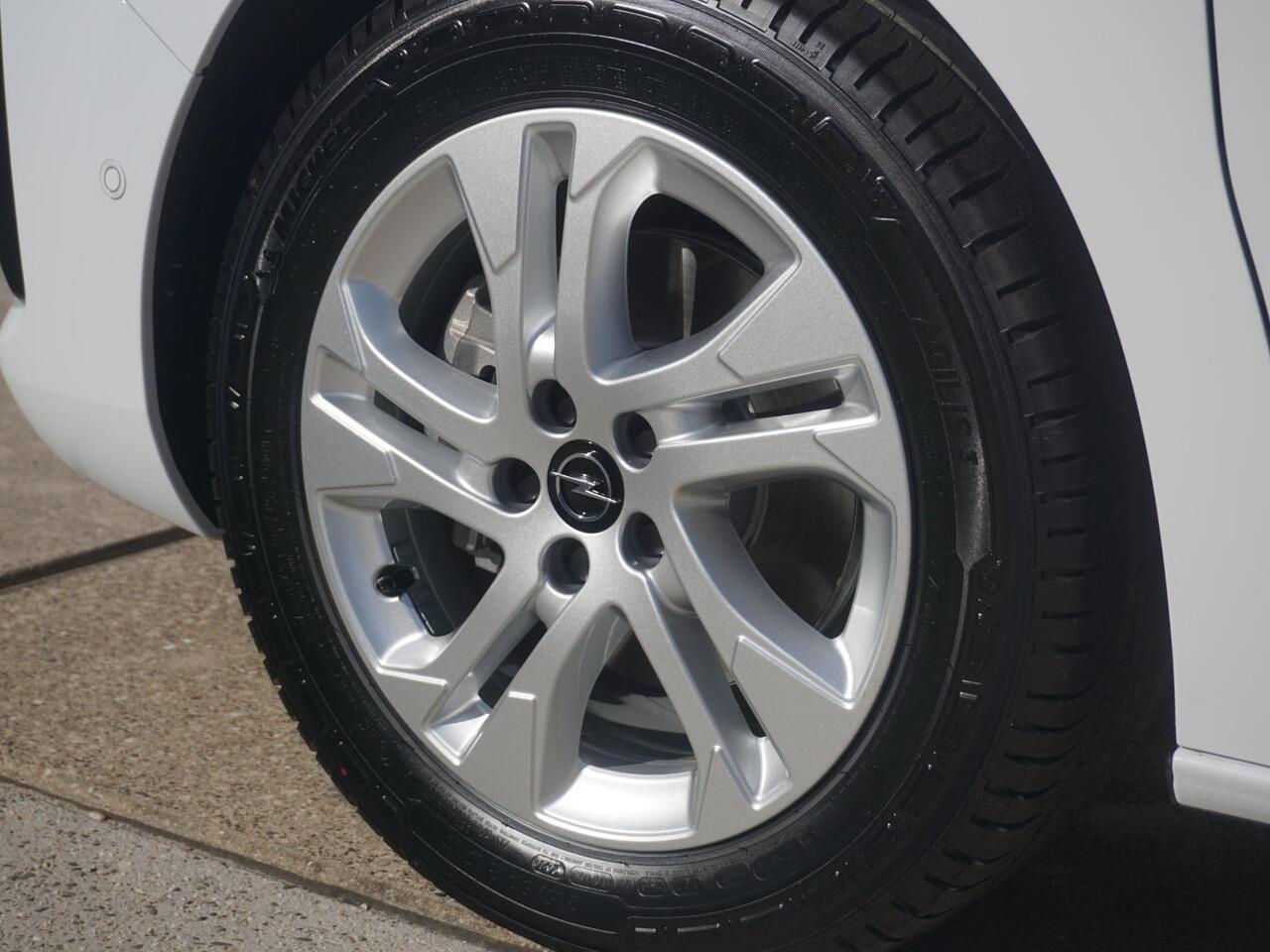 Opel VIVARO Electric 75 kWh Dubbele Cabine | 2x schuifdeur | 0% rente | tot 8 jaar garantie | Dynamic Surround View Pakket| Comfort Pakket | Exterieur Pakket | Winterpakket | Apple Carplay | rondom zicht camera's | LM velgen | Dodehoek detectie | parkeersensoren voor