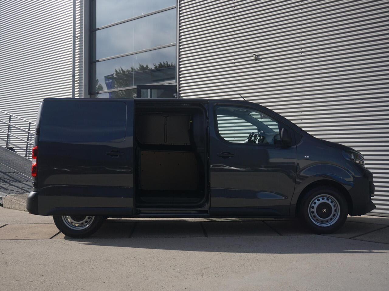 Opel VIVARO Electric L2 75 kWh | 0% rente | Surround View pakket | Apple Carplay | camera | dodehoek detectie | parkeersensoren voor & achter | Comfort tussenschot | rijklaarprijs