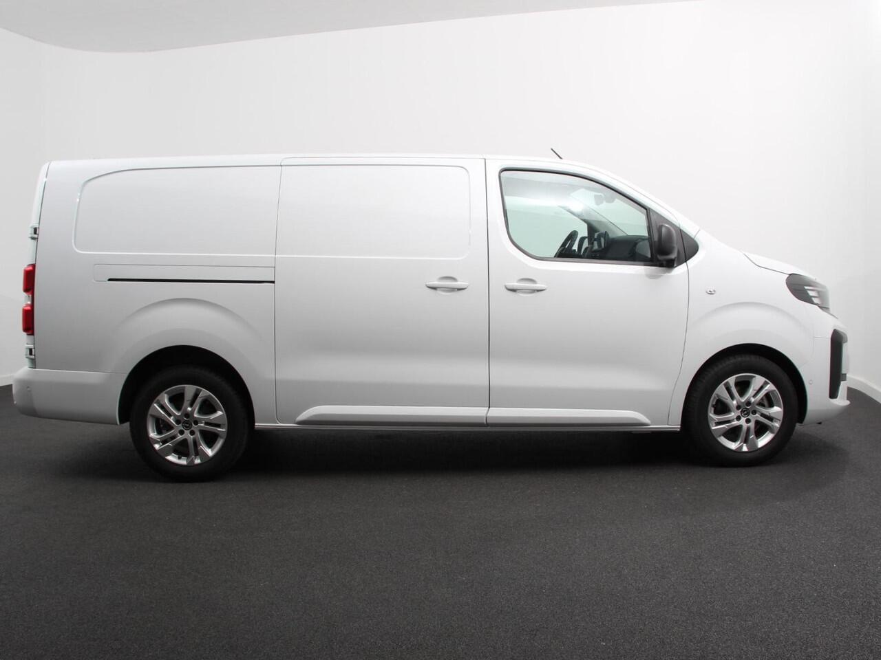 Opel VIVARO 2.0 Diesel 180 S&S L3 Automaat Apple Carplay / Android Auto Parkeersensoren V+A Trekhaak Camera Navigatie Cruise Control LED koplampen houten afwerking laadruimte