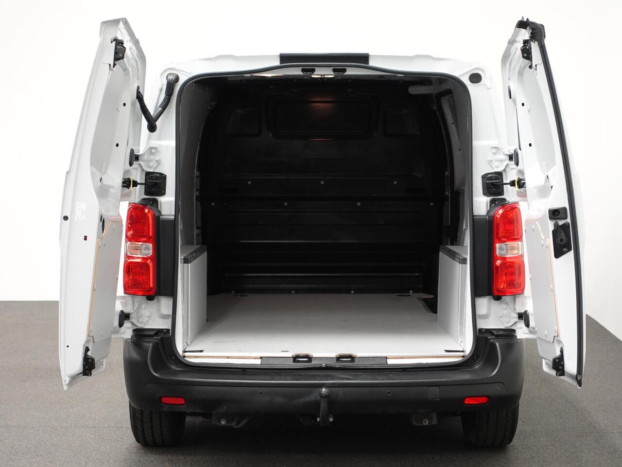 Opel VIVARO 2.0 BlueHDi L2 145PK Automaat Airco Navi Cruise Trekhaak Carplay