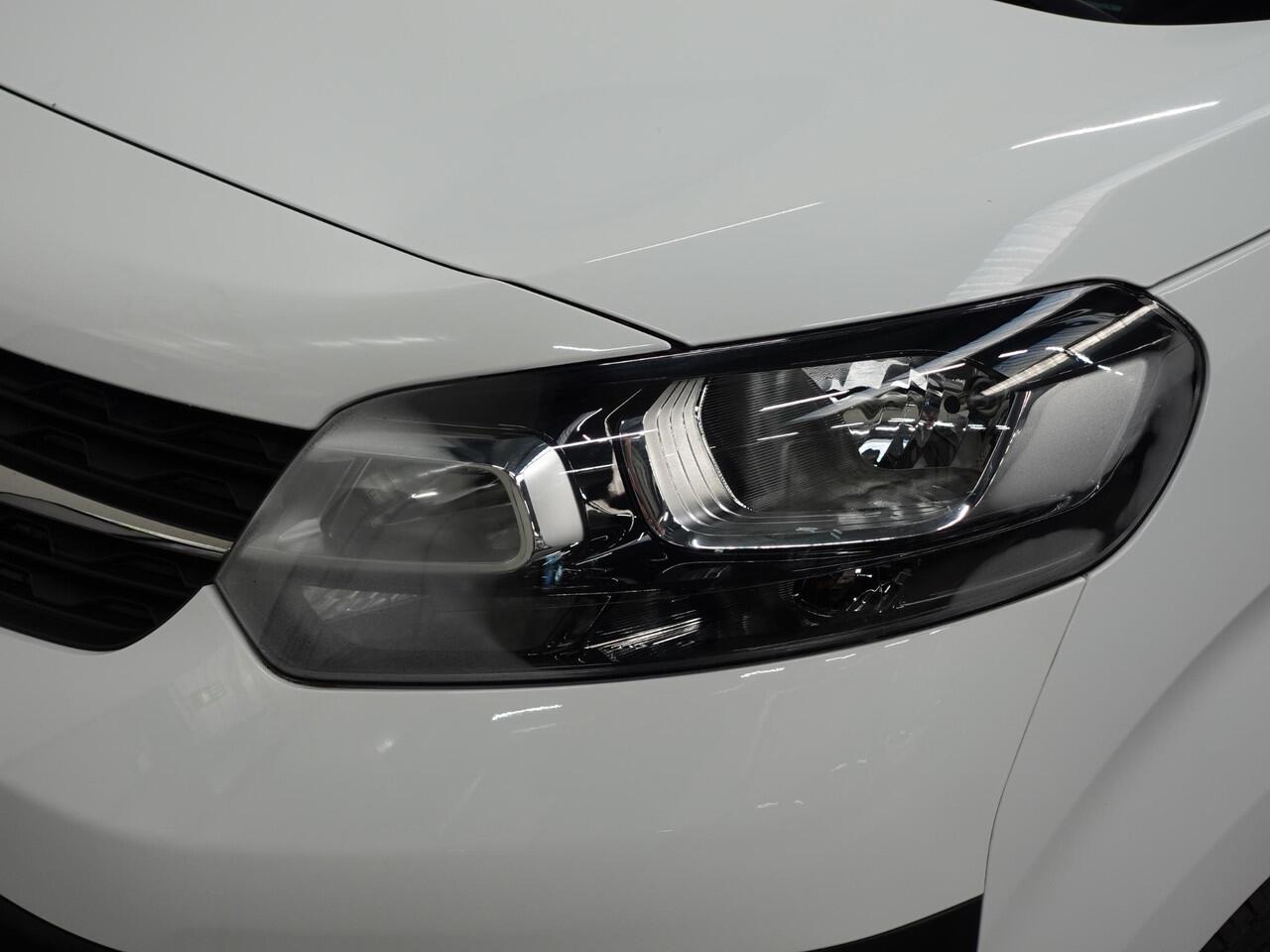 Opel VIVARO 1.5 CDTI L3H1 Edition Navigatie Cruise control Camera Airco Trekhaak 3Zits