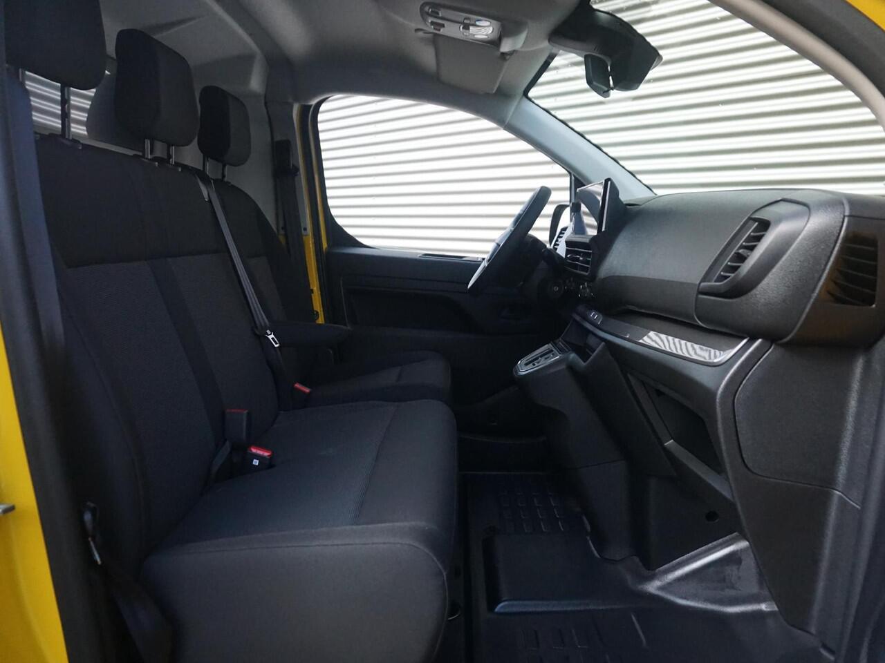 Opel VIVARO Electric L3 75 kWh | 0% rente | 8 jaar garantie | Apple Carplay | achteruitrijcamera | Comfort tussenschot | rijklaarprijs