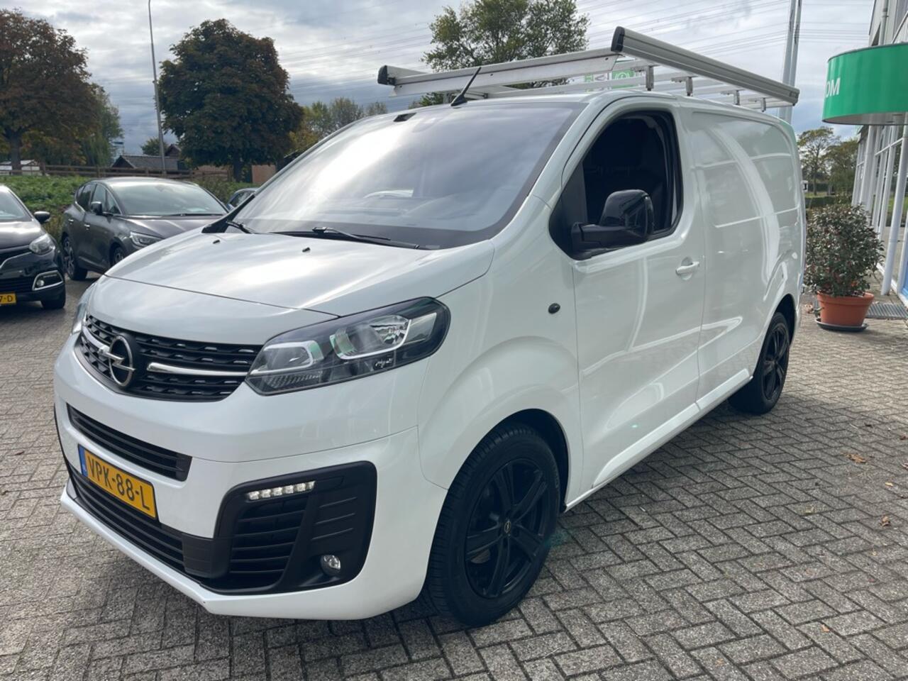 Opel VIVARO 2.0 CDTI L1H1 Edit, 145pk Aut, Nav, Carplay, Imperiaal, Lm velg