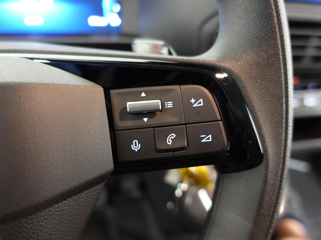 Opel VIVARO 2.0 BlueHDi 180 S&S L3 Automaat Apple Carplay / Android Auto imperiaal Parkeersensoren V+A Trekhaak Camera Navigatie Cruise Control LED koplampen houten afwerking laadruimte