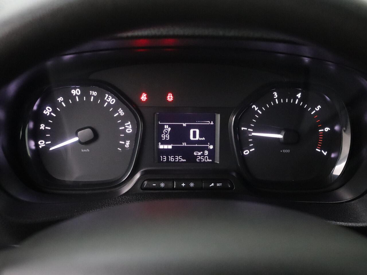 Opel VIVARO Combi 1.5CDTI 120PK XL Personenbus | 9-Persoons | Airco | Cruise