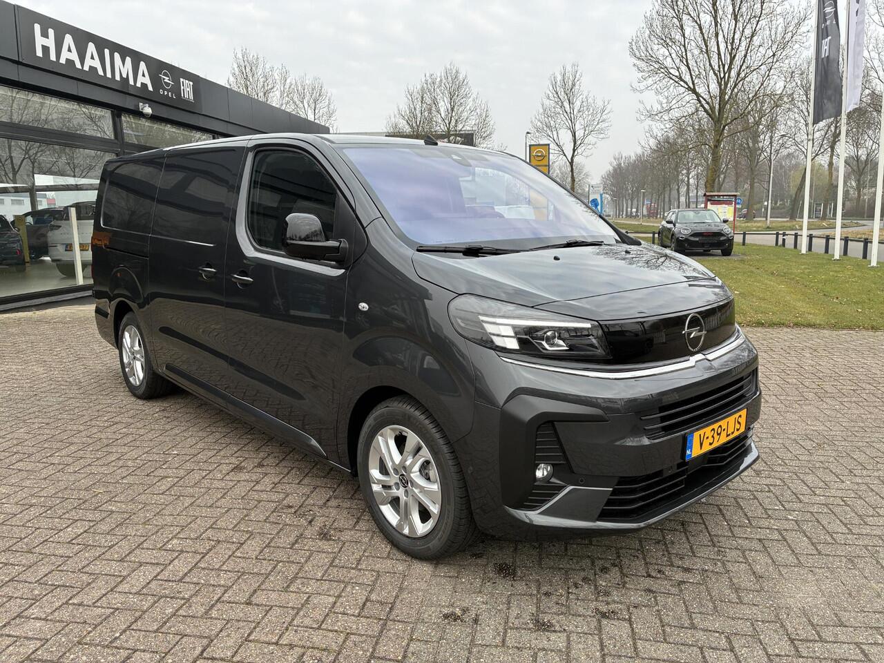 Opel VIVARO Electric L3 75 kWh/136Pk Automaat | Climate control | Navigatie | Camera | Cruise control | 3-Persoons | Laadruimte betimmering | 17" LM-Velgen