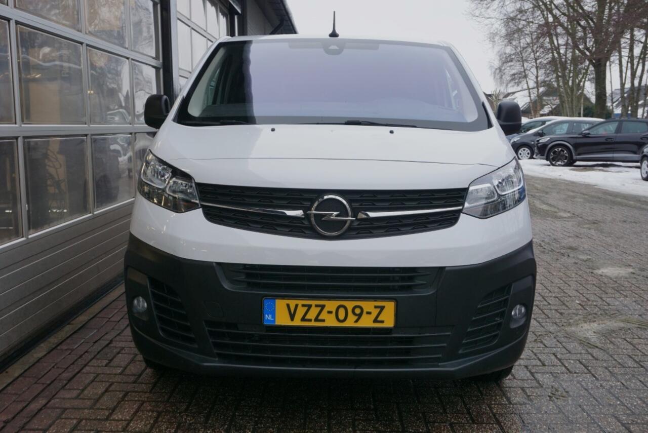Opel VIVARO Electric L2 50 kWh Camera/Navi/PDC!