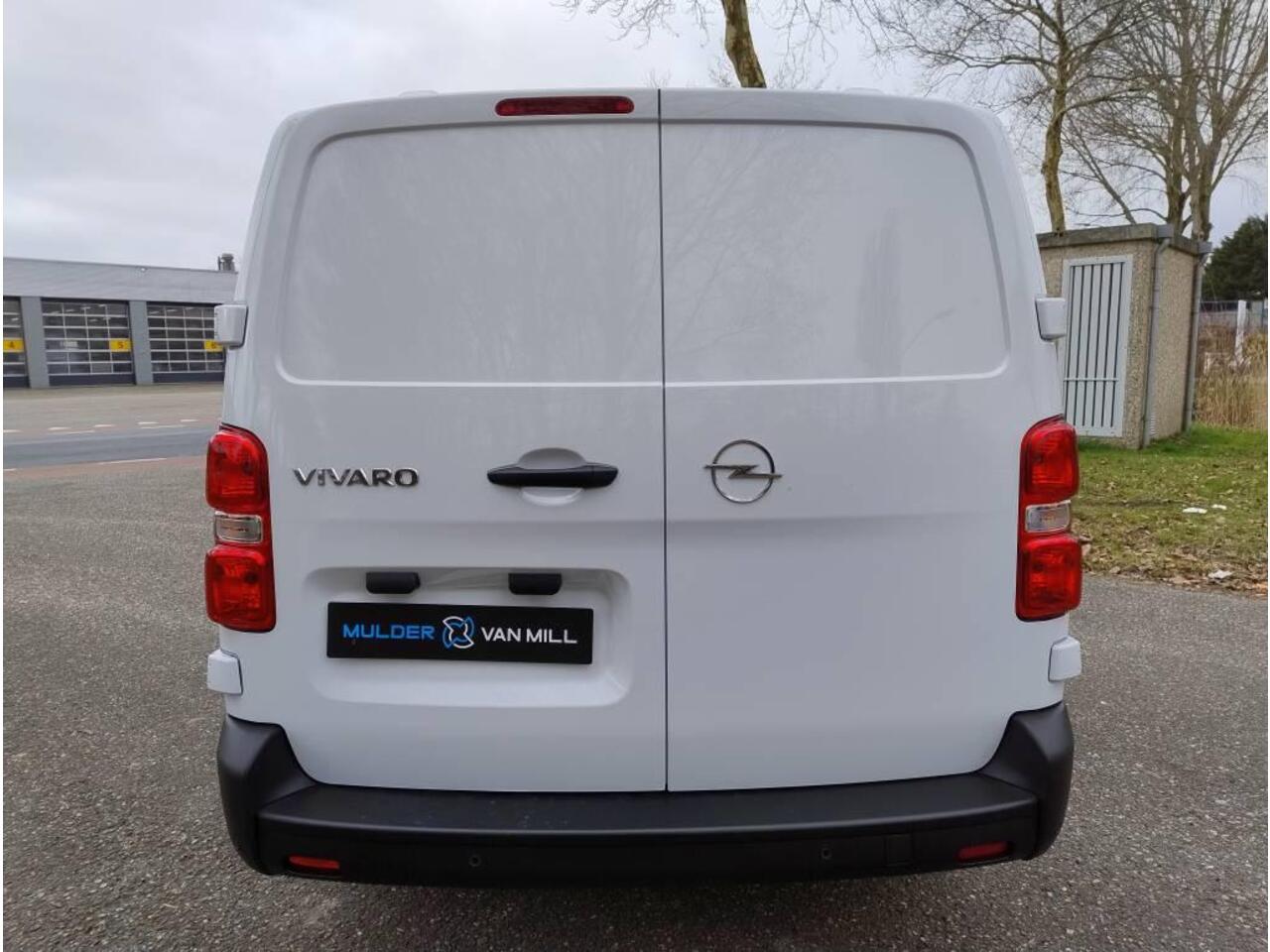 Opel VIVARO Electric L3 75 kWh 136pk | 8 jaar garantie | 0% financial lease | Multimedia | Apple Carplay | Android Auto | Achteruitrijcamera | Parkeersensoren voor en achter | Digitale cockpit | Stuurwielbediening | Tussenwand comfort met raam | Bestuurdersstoel comf