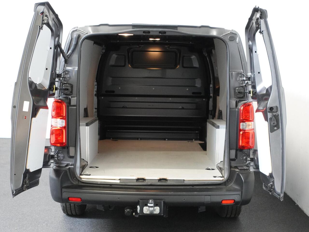 Opel VIVARO 145PK Automaat L3H1 Navigatie Cruise control Apple Carplay