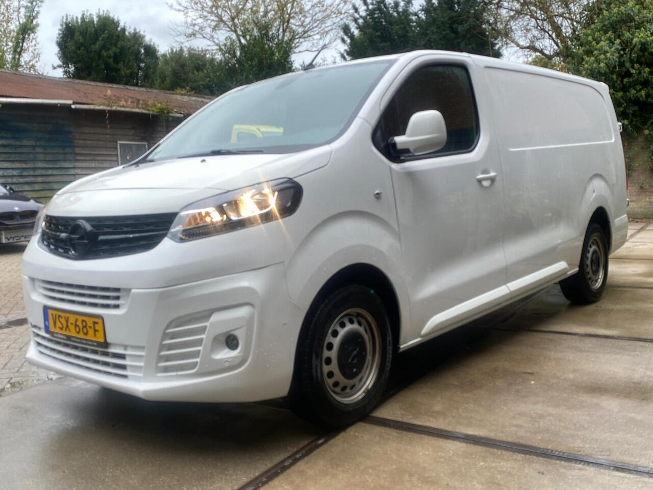 Opel VIVARO 2.0 CDTI L3 Camera, 78.000km! carplay, cruise, 3pers.