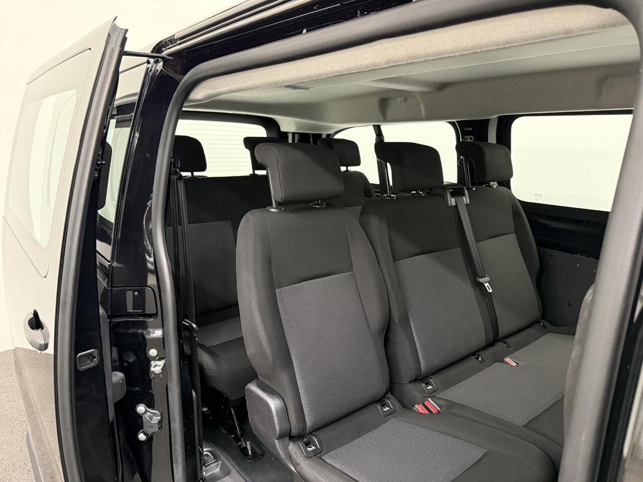 Opel VIVARO Vivaro-e Combi L3H1 75 kWh Opel Vivaro-e Combi 75-kWh L3H1 9-persoons PERSONENBUS Airco| Navi| PDCA