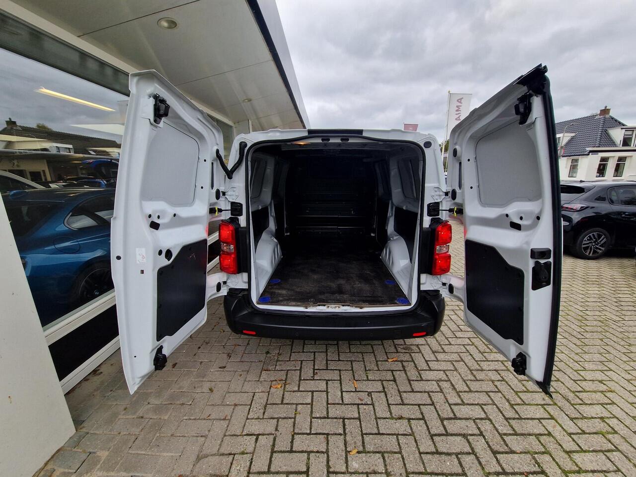 Opel VIVARO 2.0 Diesel 145 L3 | Airco & Cruise Control | Navigatie | Laadvloer | Achteruit Rijd Camera |