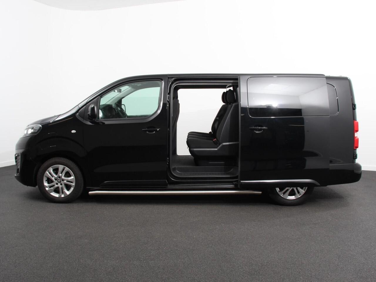 Opel VIVARO Vivaro-e L3 75 kWh Automaat 6-Persoons Dubbele Cabine Lang | Navigatie | Airco | 2 x Schuifdeur | Lichtmetalen velgen| Cruise Control | Side Bars | Bumpers in kleur