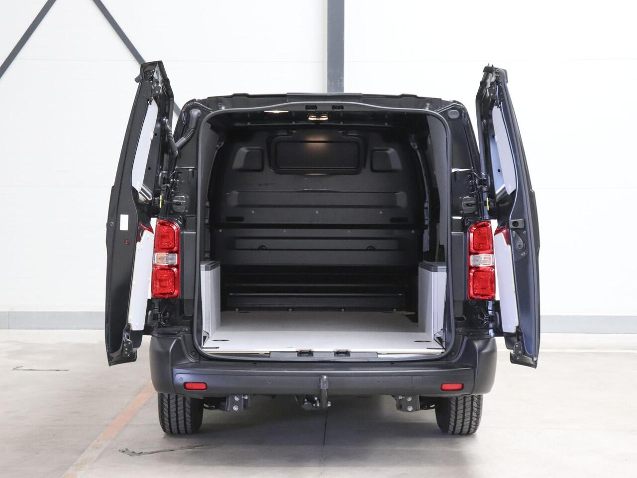 Opel VIVARO 2.0 CDTI Aut. 145 pk L3H1 Edition Airco Navi Trekhaak