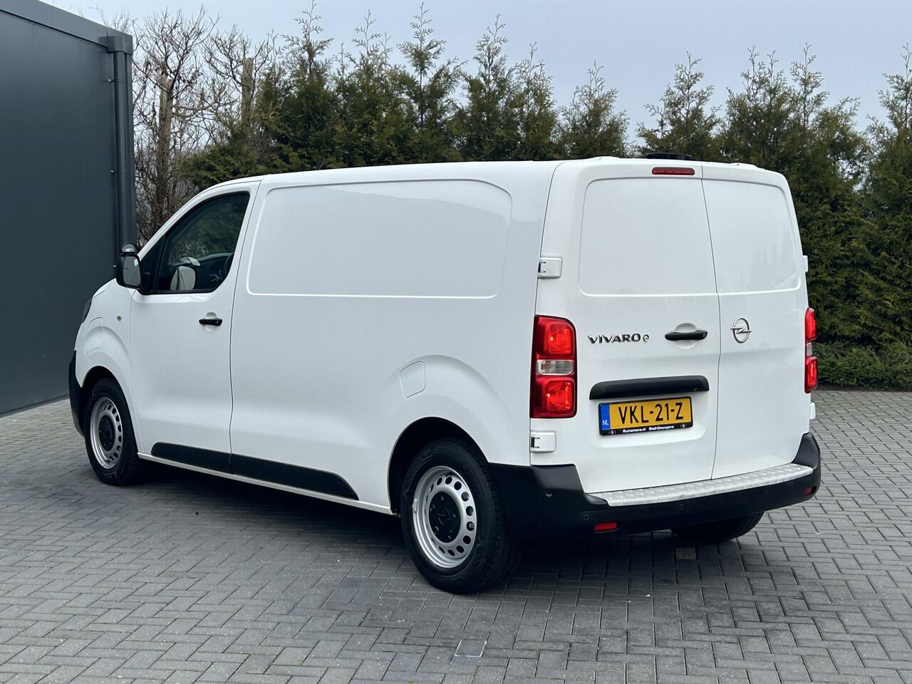 Opel VIVARO Vivaro-e 75 kWh / L2H1 / 1e EIG. / SOH 9 / 100% ELEKTRISCH / 83.954 KM !! / AIRCO / CRUISE / NAVI / CARPLAY / CAMERA / 3-ZITS